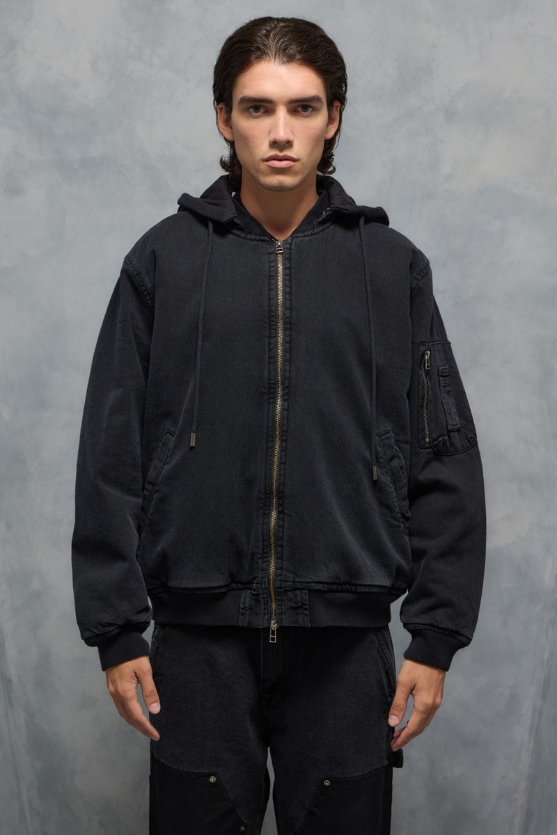 BOMBER OMERTÁ LABEL                                                                                  