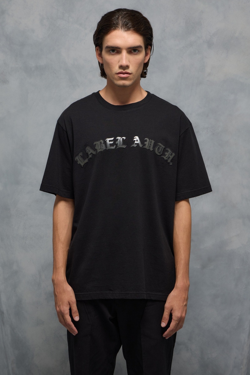 REMERA AUTHENTICS LEATHER                                                                            