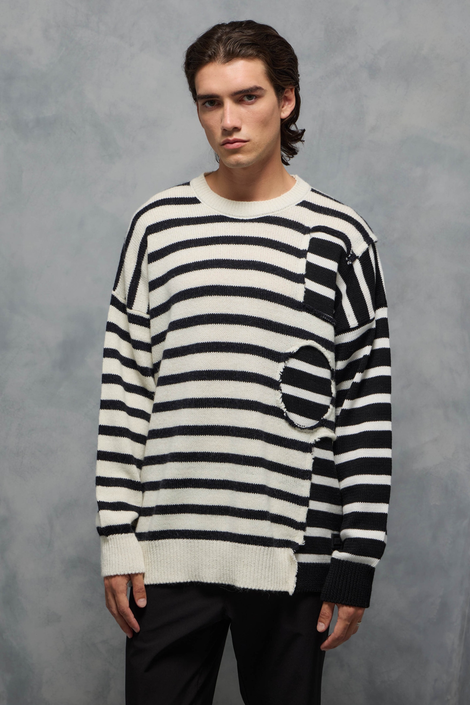 SWEATER DUALITY                                                                                      