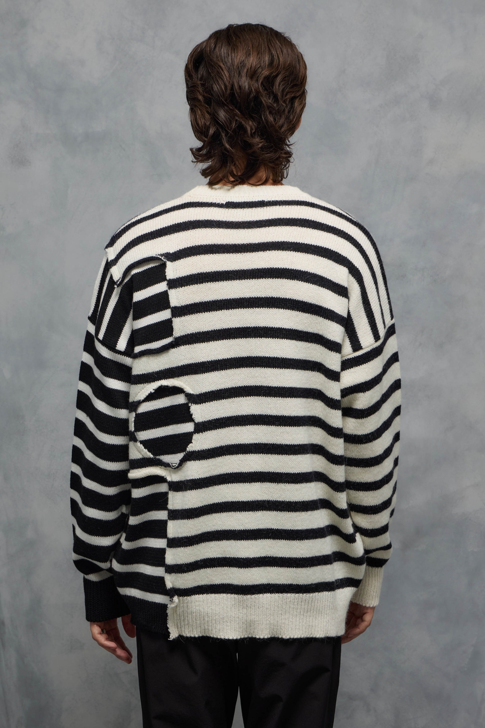 SWEATER DUALITY                                                                                      