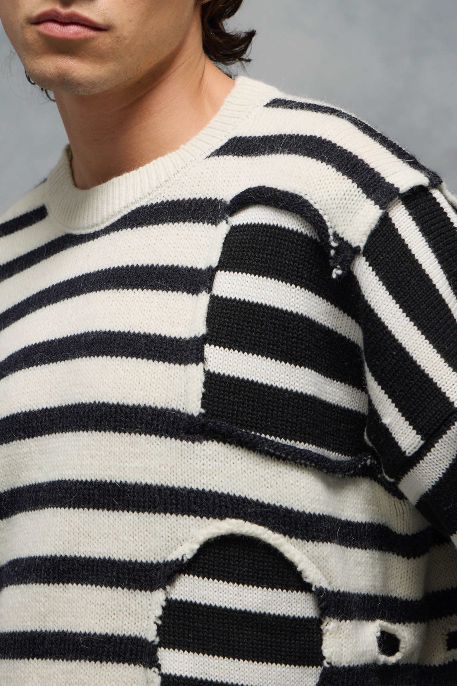 SWEATER DUALITY                                                                                      