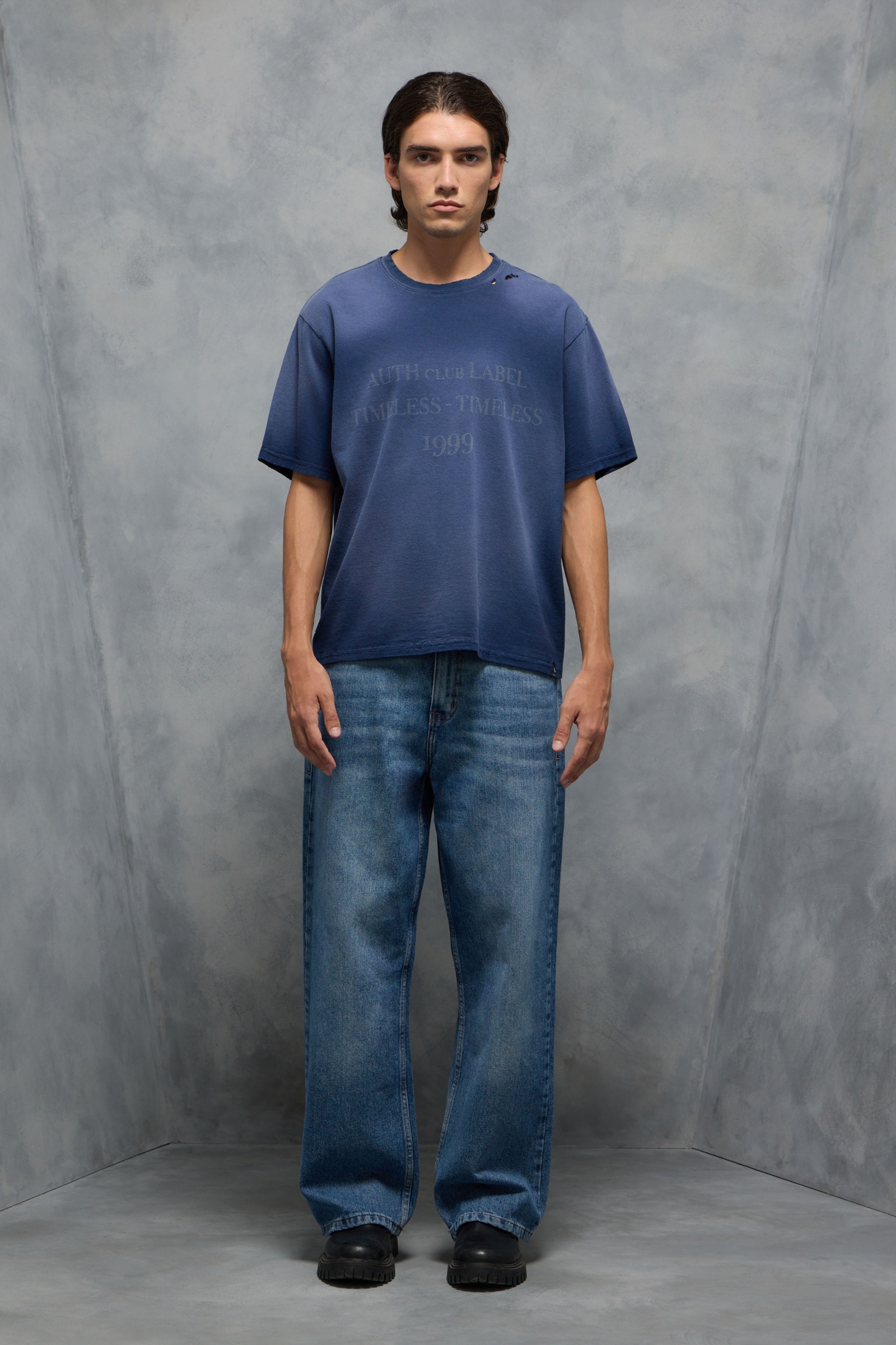 REMERA AUTHENTICS TIMELESS                                                                           