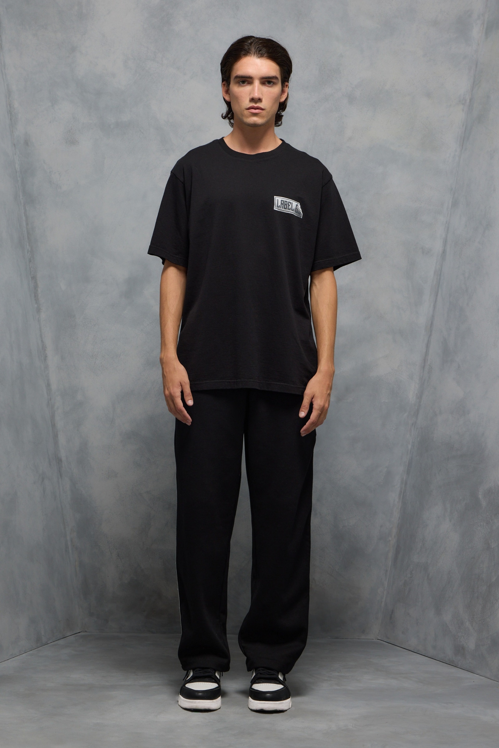 REMERA AUTHENTICS TAPE                                                                               