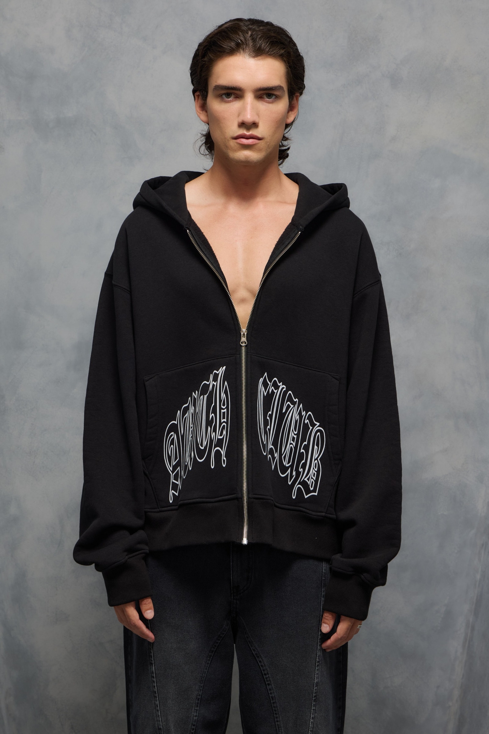 ZIP UP AUTH CLUB                                                                                     