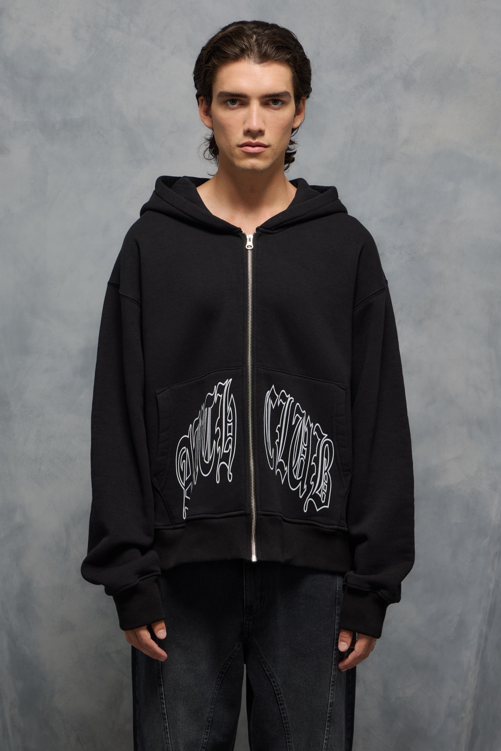 ZIP UP AUTH CLUB                                                                                     