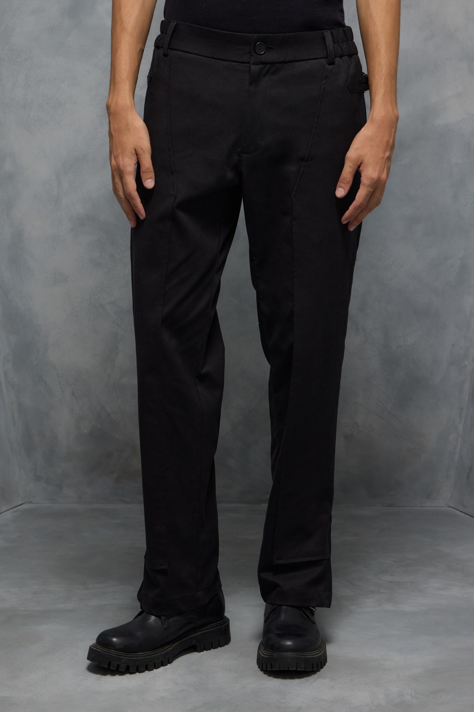 PANTALÓN MB                                                                                          