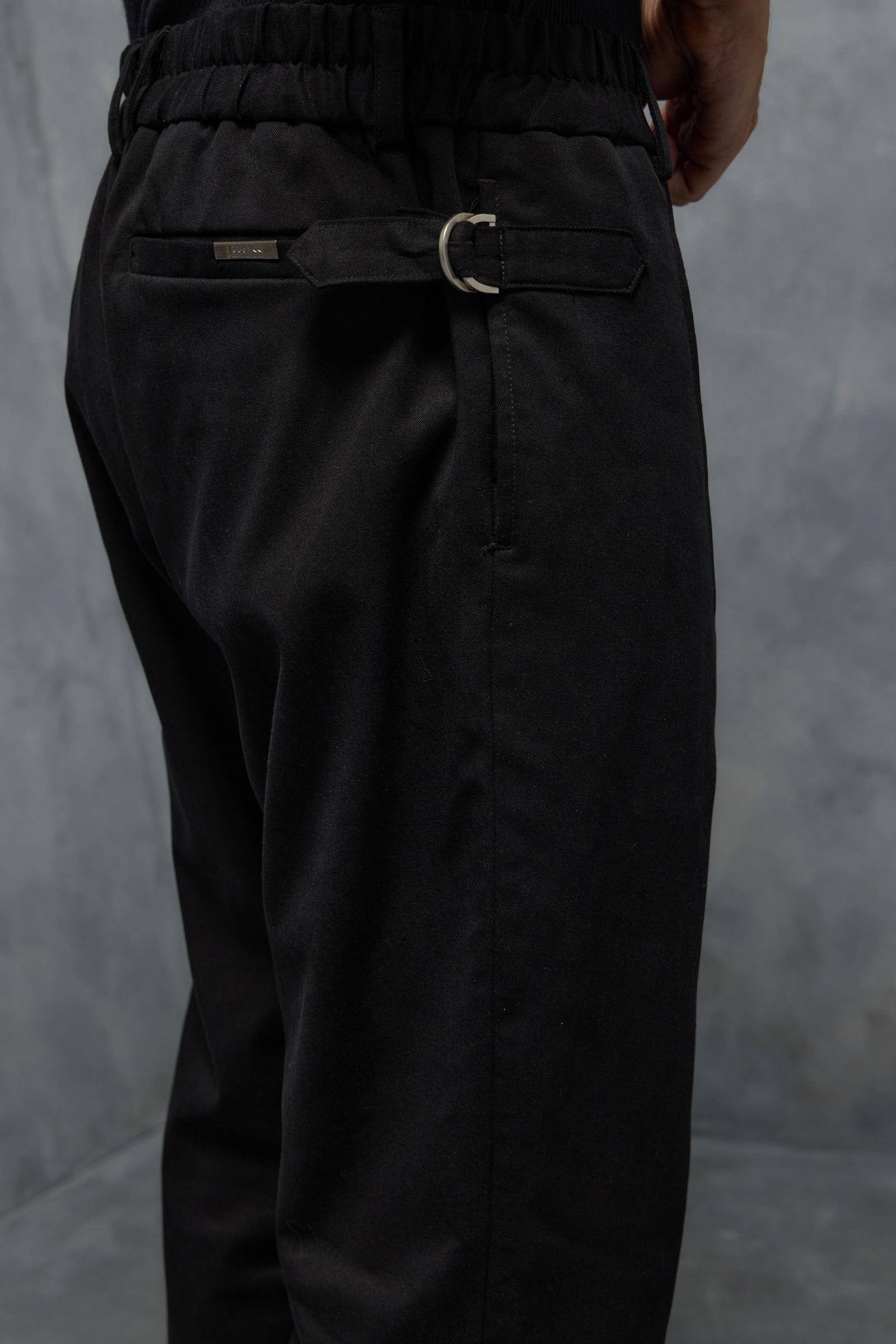 PANTALÓN MB                                                                                          
