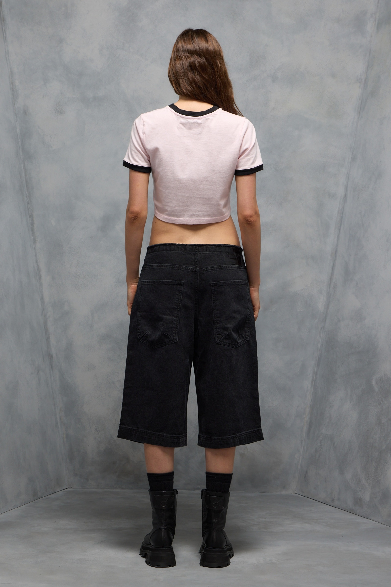 BERMUDA CHELSEA BLACK LABEL                                                                          