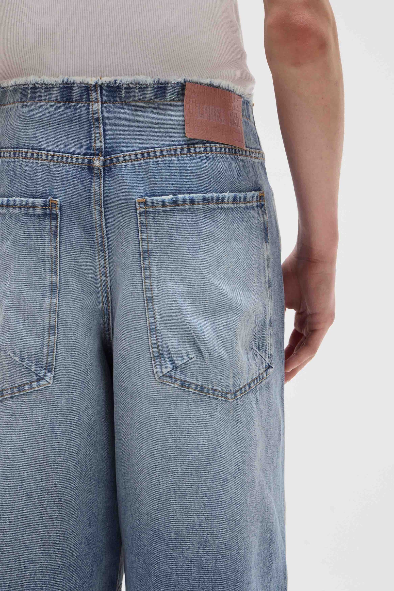 BERMUDA CHELSEA LIGHT BLUE LABEL                                                                     