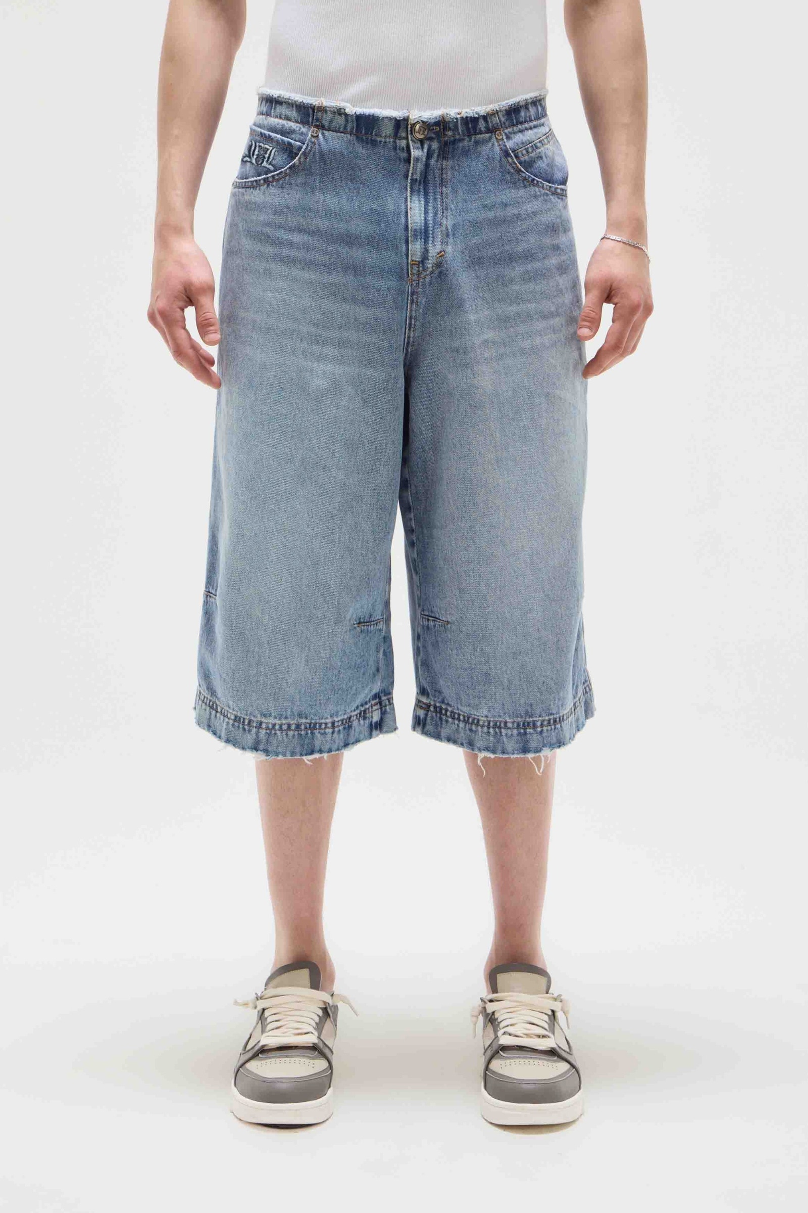 BERMUDA CHELSEA LIGHT BLUE LABEL                                                                     