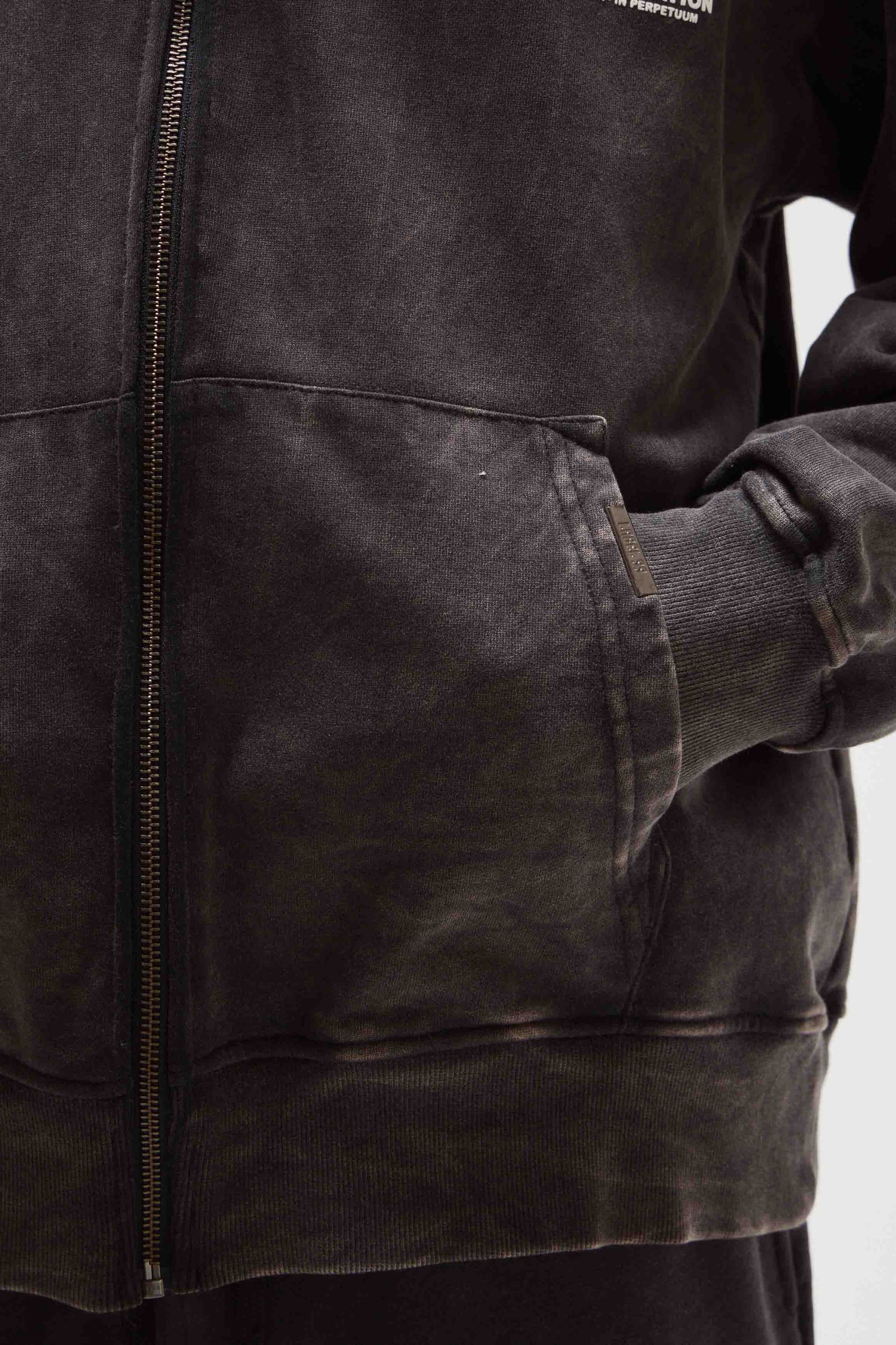 ZIP UP MAISON