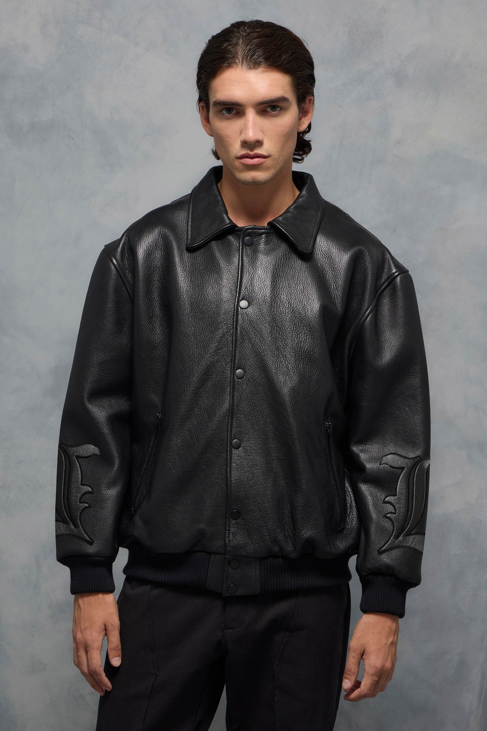 CAMPERA CUERO RAVEN                                                                                  