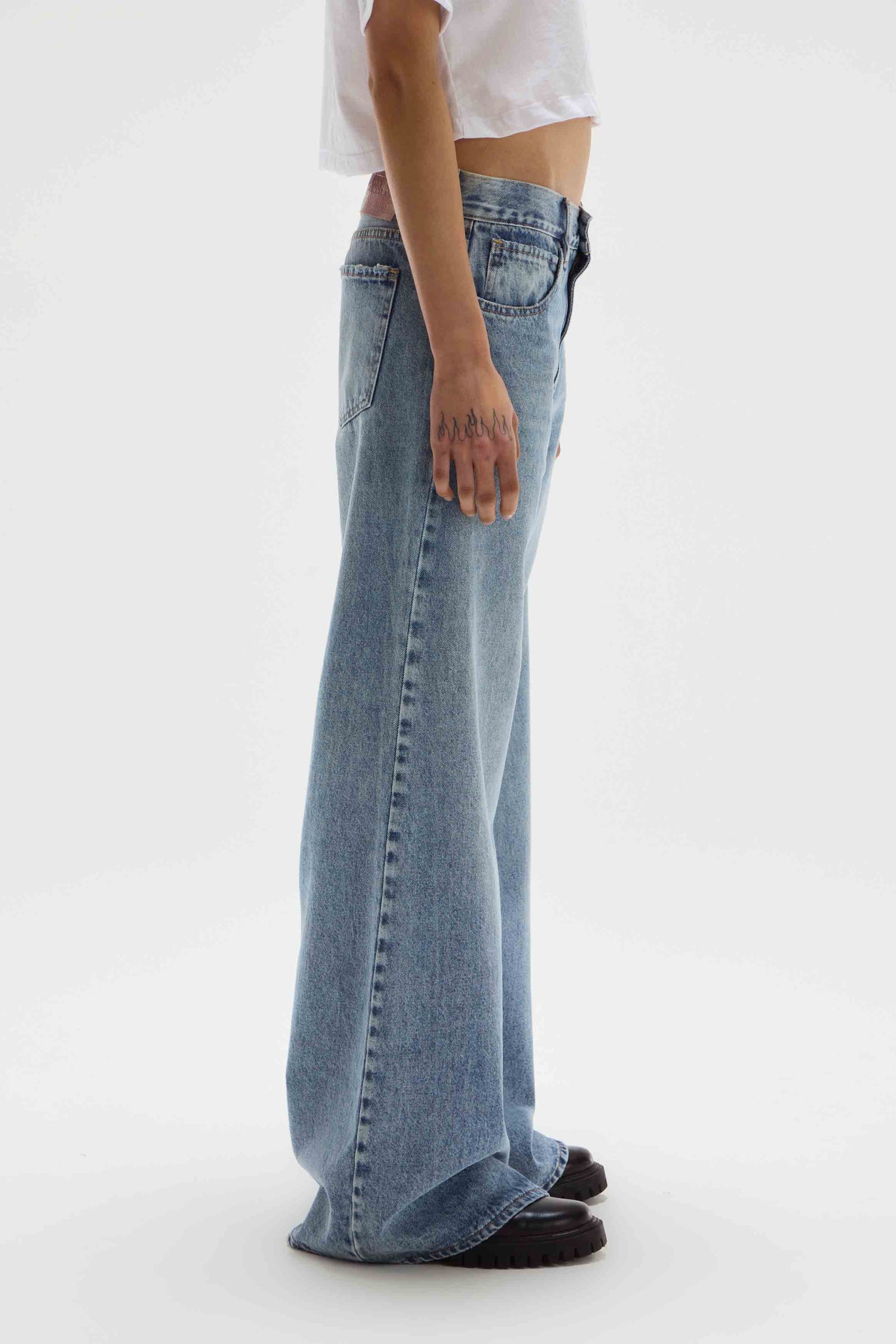 JEANS CHELSEA LIGHT BLUE LABEL                                                                       