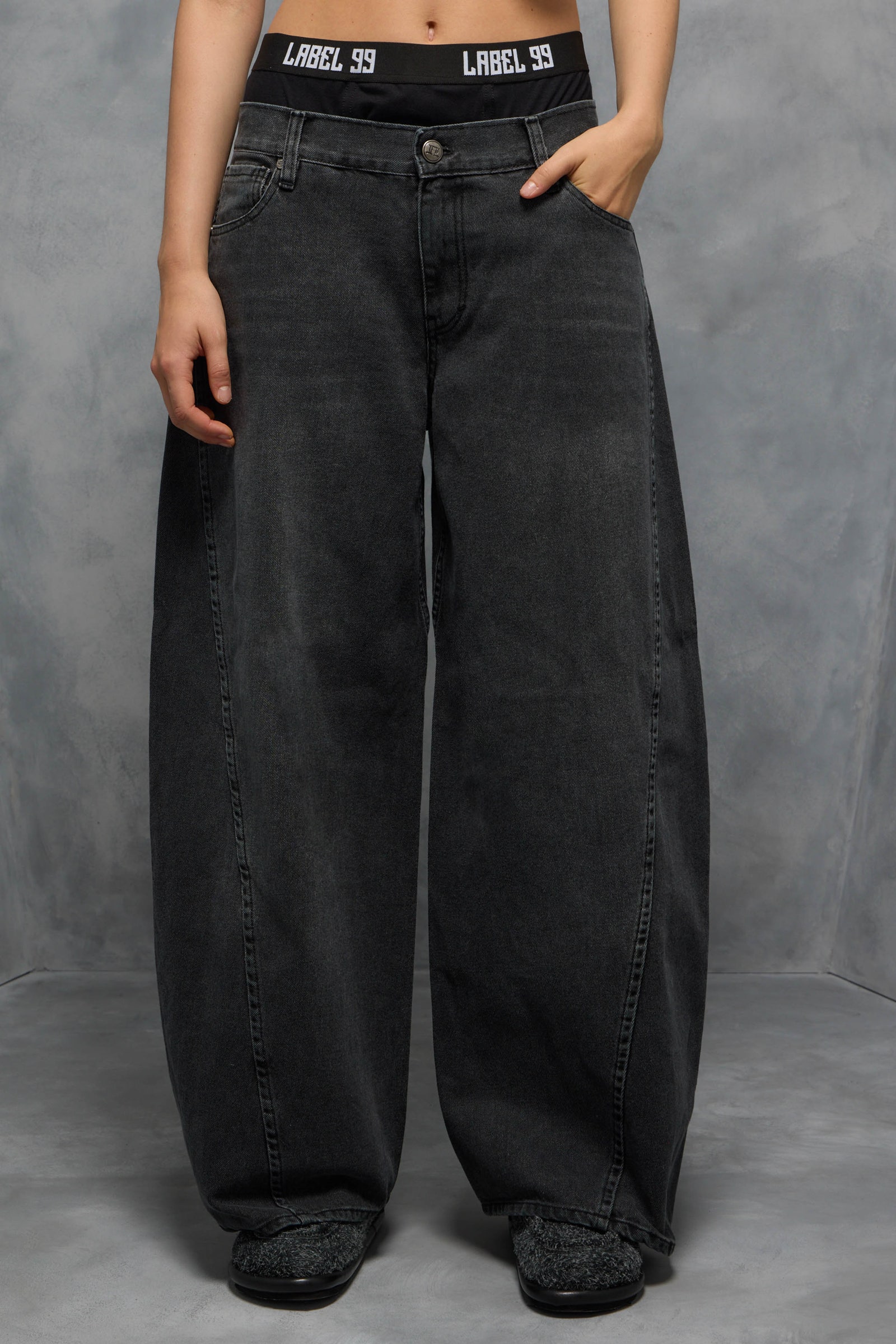 JEANS BARREL BOXER BLACK                                                                             