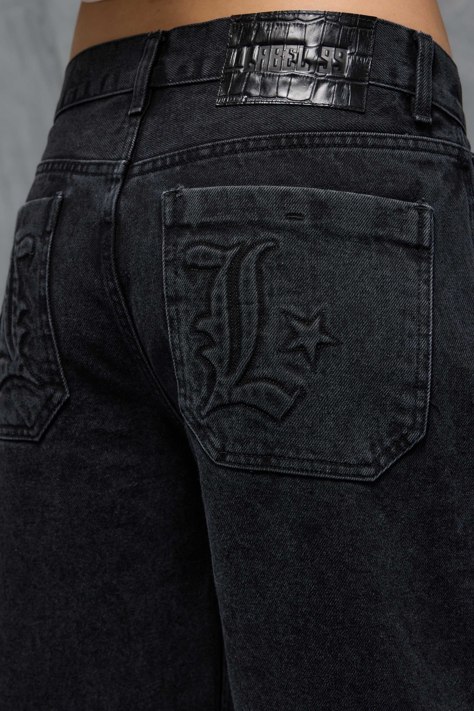 JEANS SAVAGE BLACK LABEL                                                                             
