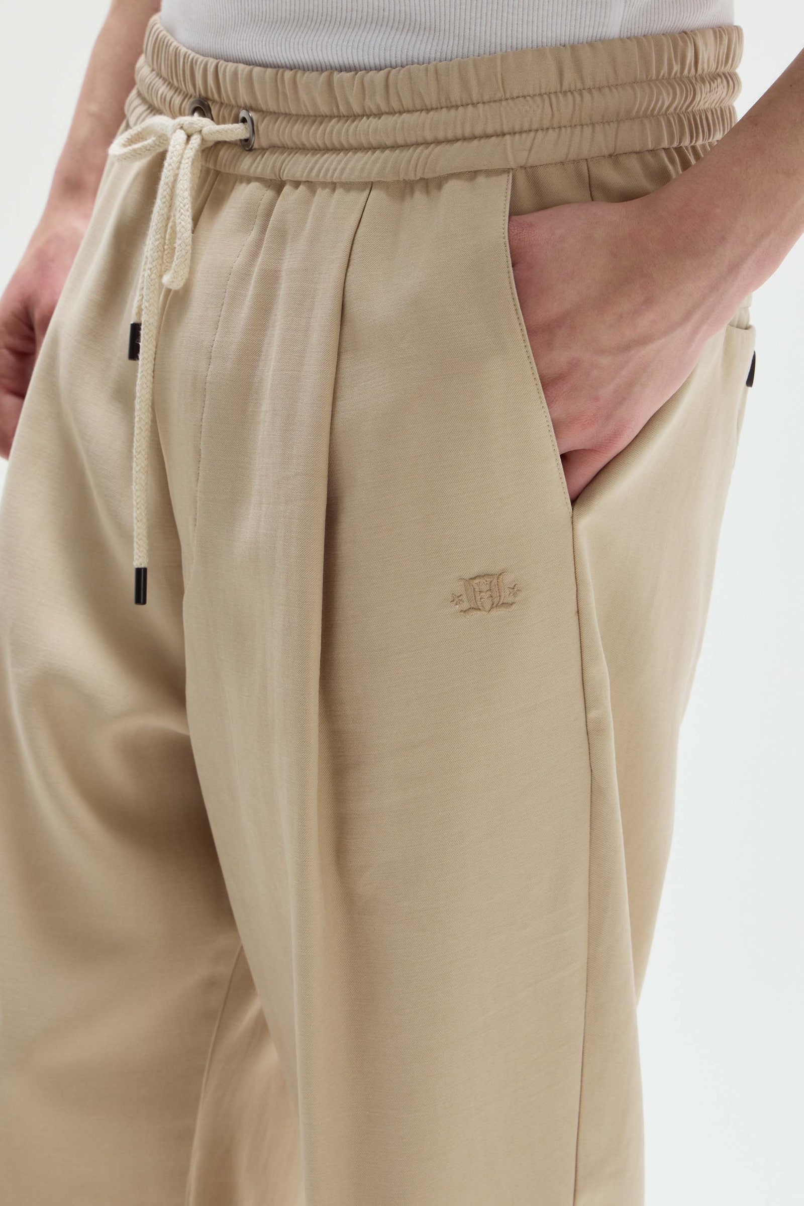 PANTALÓN CLASSIC L99