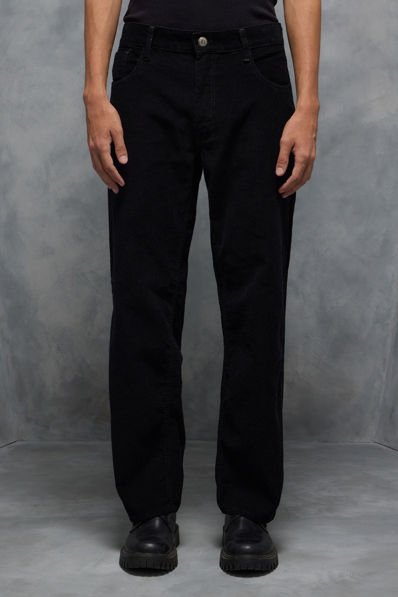 PANTALÓN BLACKOUT                                                                                    