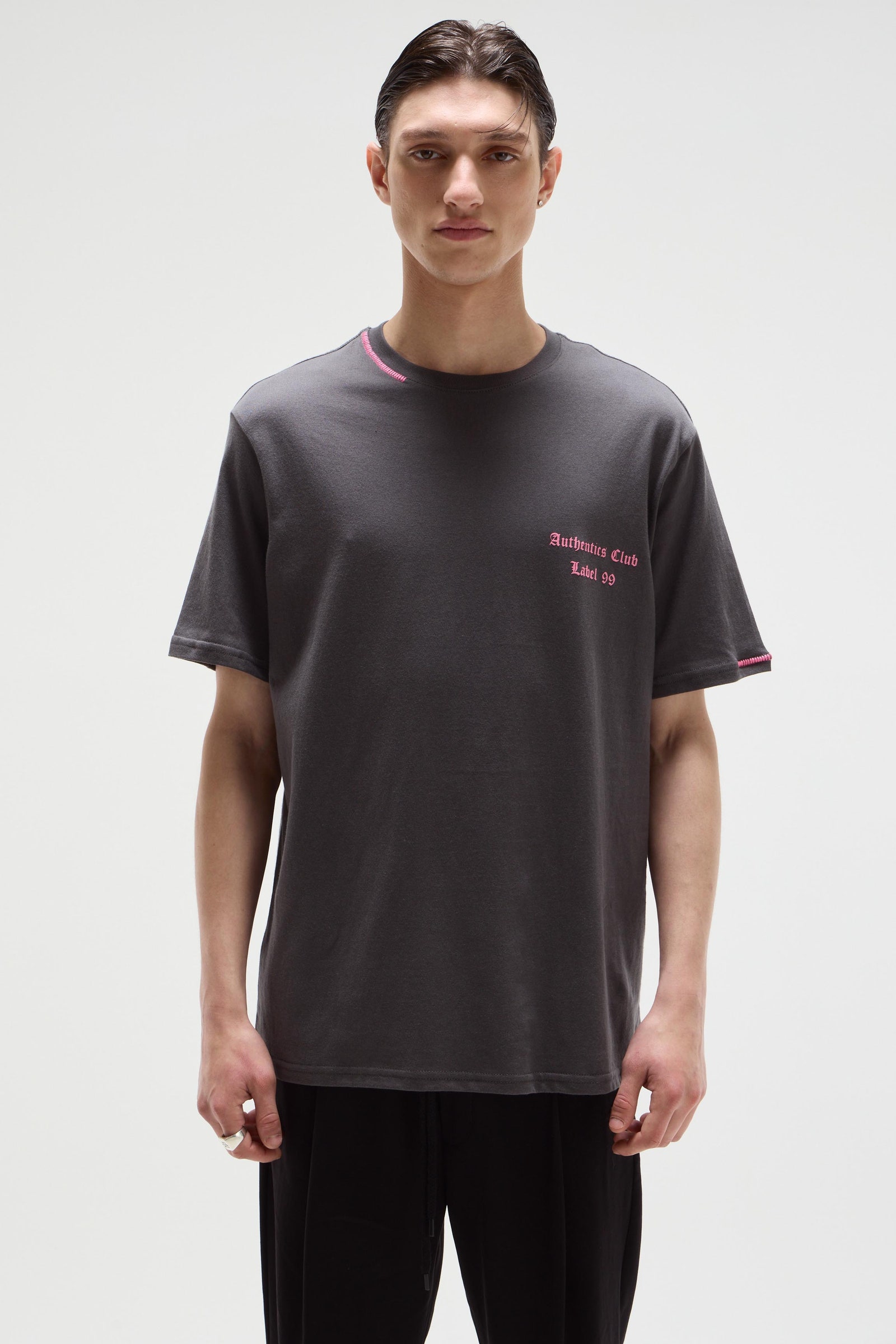 REMERA AUTHENTICS CLUB EXCLUSIVE                                                                     