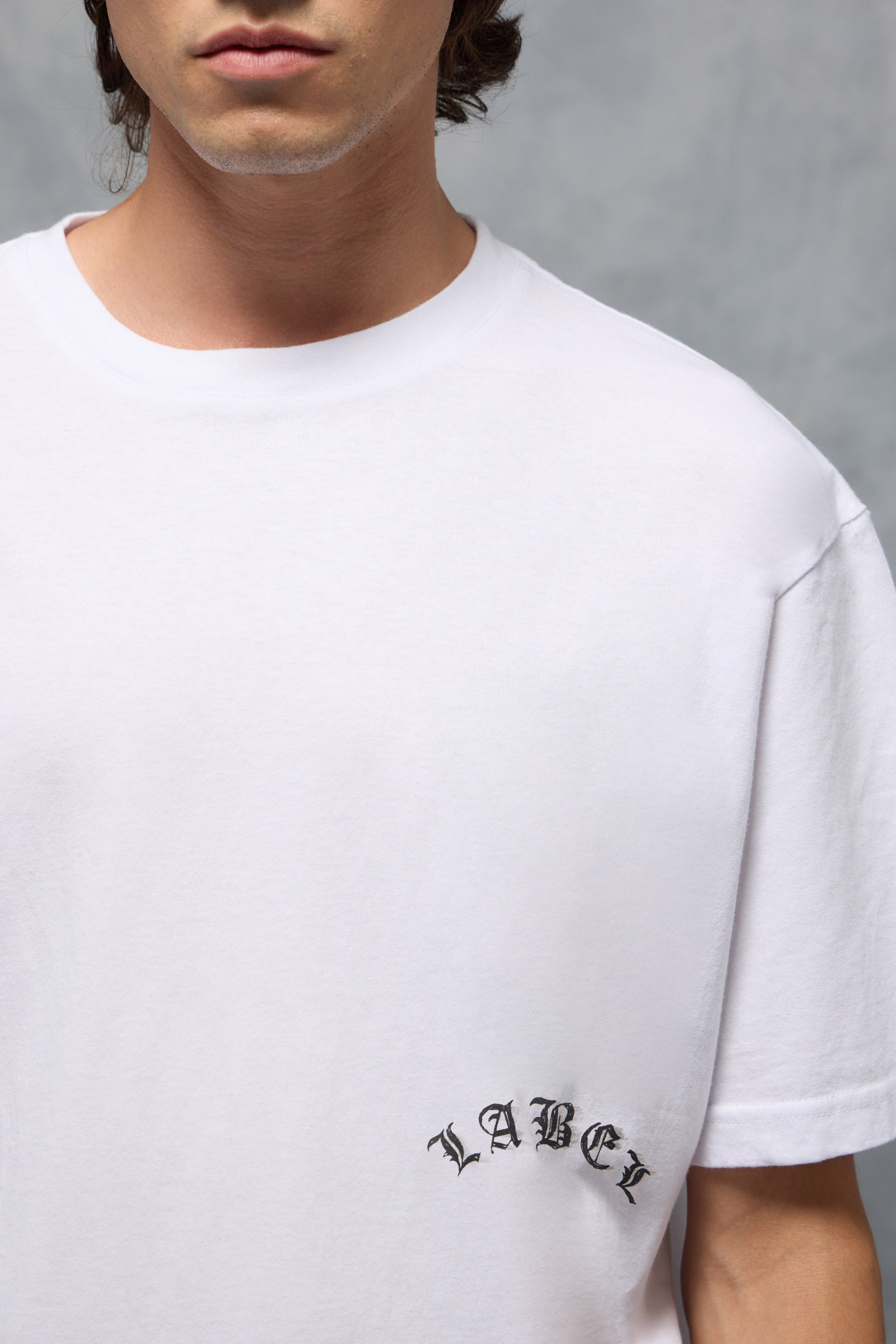 REMERA BRUSH CROSS                                                                                   
