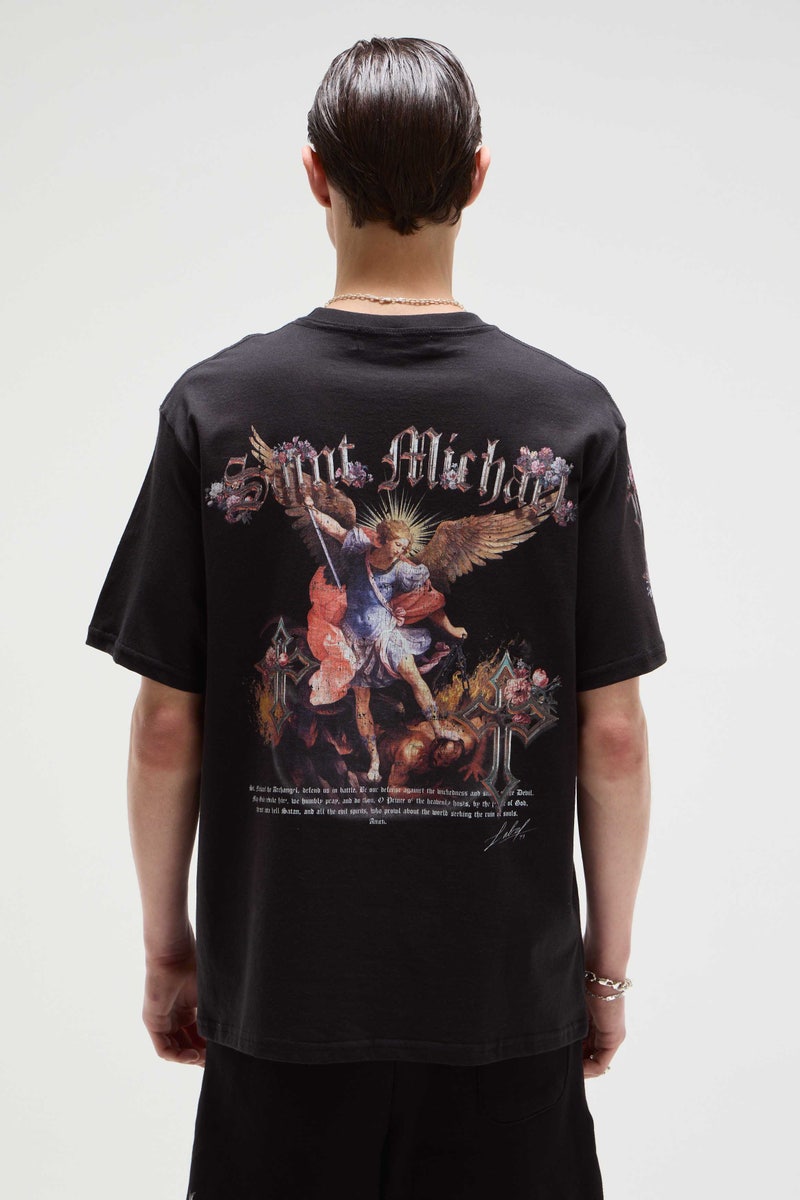 REMERA ST MICHAEL MASTERPIECE