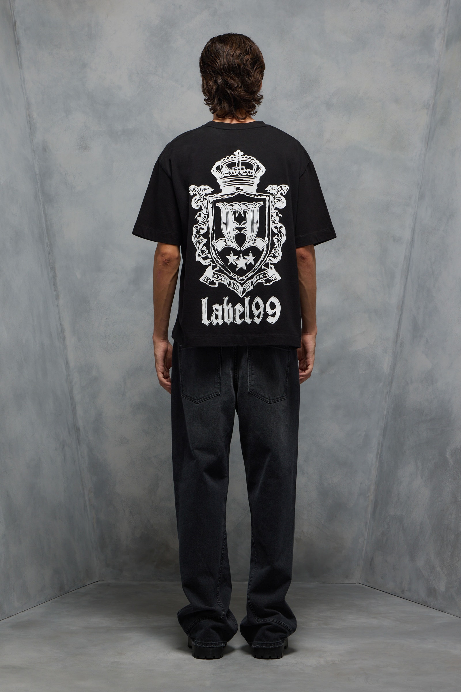 REMERA KINGDOM EMBLEM                                                                                