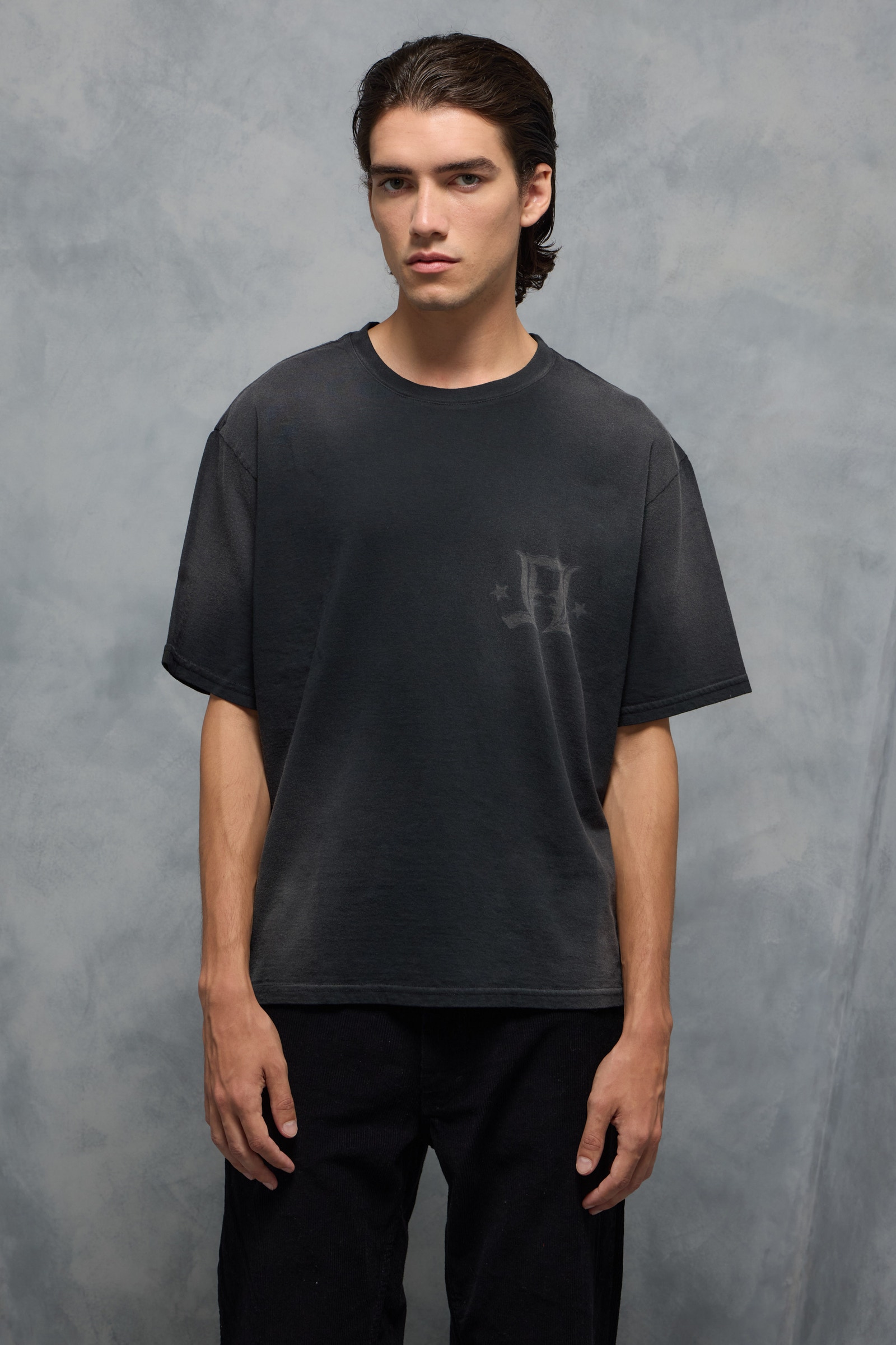 REMERA LL DISTRESS                                                                                   