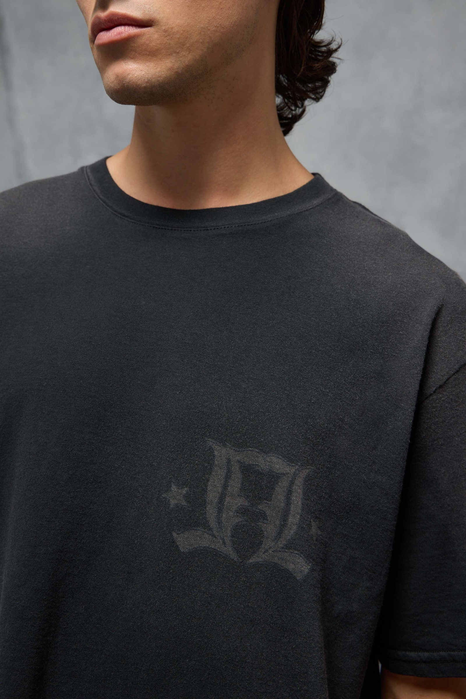 REMERA LL DISTRESS                                                                                   