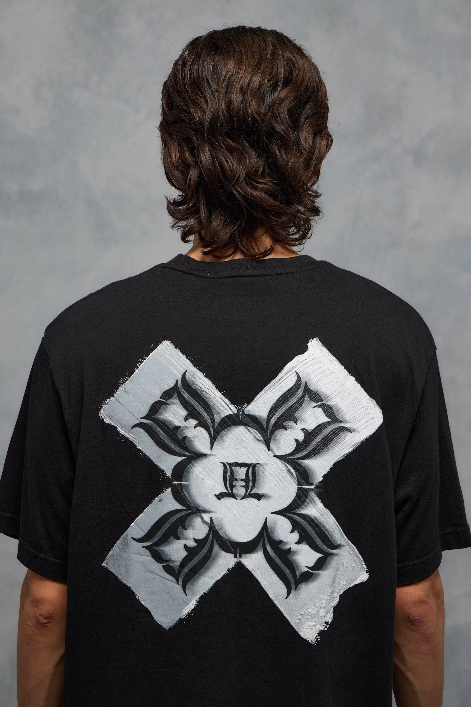 REMERA BRUSH CROSS                                                                                   