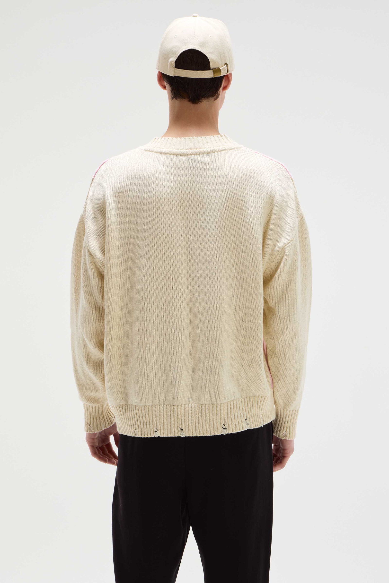 SWEATER CHESS                                                                                        
